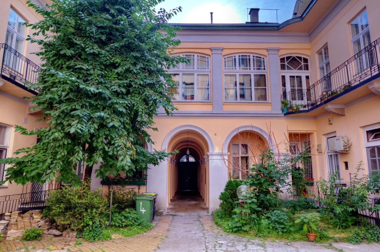 Gellerico Rooms At Horanszky Street Boedapest Buitenkant foto
